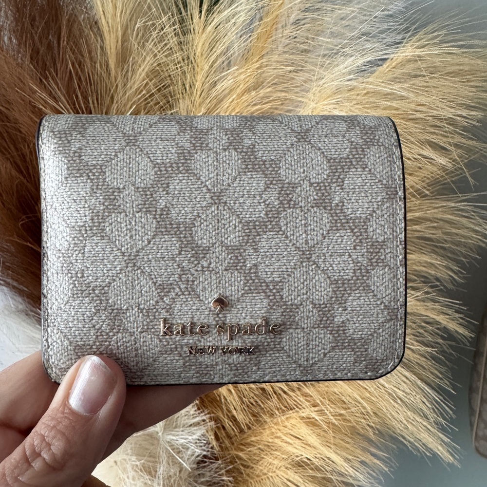 Kate Spade Beige Floral Wallet